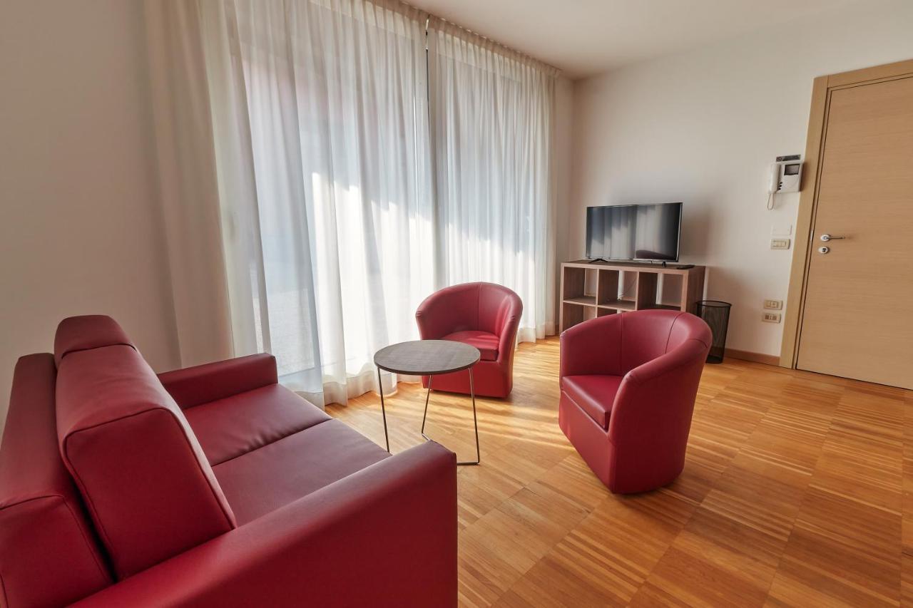 Piazza Lira Schio Residence Buitenkant foto