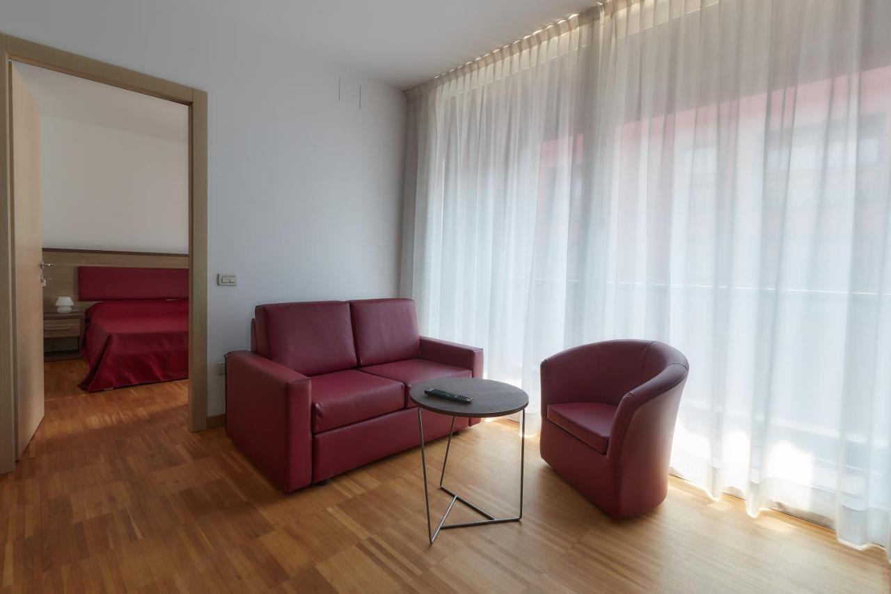 Piazza Lira Schio Residence Buitenkant foto
